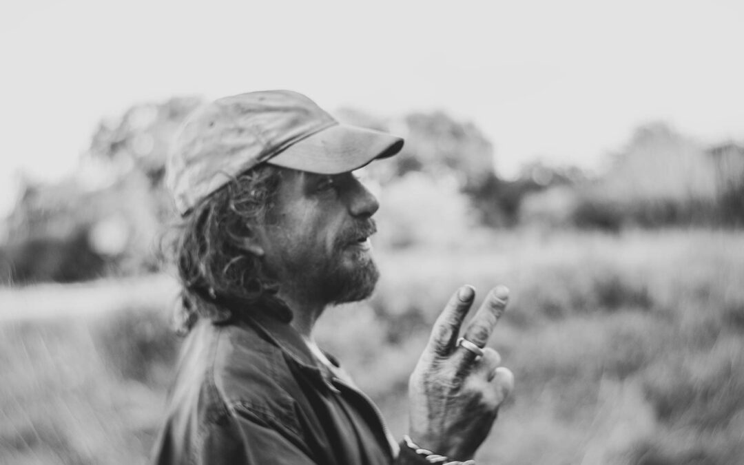 35mm, Handheld, and the Refusal to Freeze Life